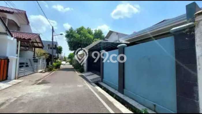 Rumah Eksklusif Dijual LT 275m2 di Duren Sawit, Jakarta Timur Rumah Eksklusif Dijual LT 275m2 di Duren Sawit, Jakarta Timur
