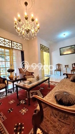 Rumah Elit LB 314m2 Siap Huni Desain Elegan di Bintaro, Jakarta Selatan Rumah Elit LB 314m2 Siap Huni Desain Elegan di Bintaro, Jakarta Selatan