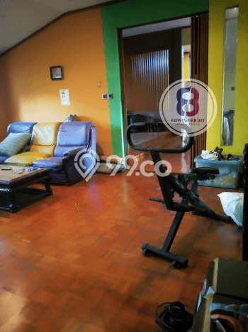 Rumah Elit Modern Tanpa Renovasi di Bintaro Jakarta Selatan Rumah Elit Modern Tanpa Renovasi di Bintaro Jakarta Selatan