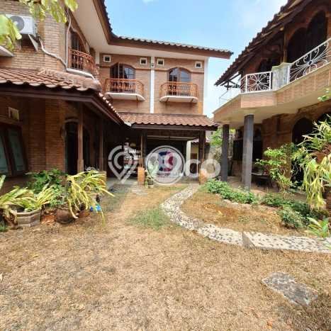 Siap Huni Rumah Mewah 5 Kamar di Pondok Aren Dekat ke Mana Saja Siap Huni Rumah Mewah 5 Kamar di Pondok Aren Dekat ke Mana Saja