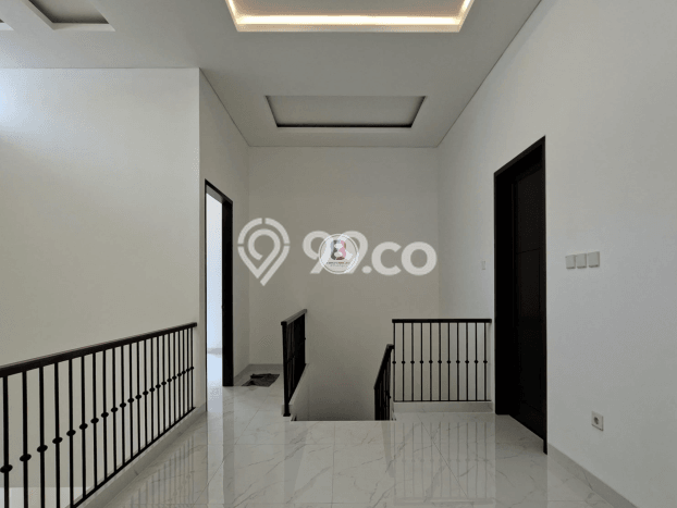 Hunian Mewah LB 350m2 Siap Pakai Desain Elegan di Bintaro, Tangerang Selatan Hunian Mewah LB 350m2 Siap Pakai Desain Elegan di Bintaro, Tangerang Selatan