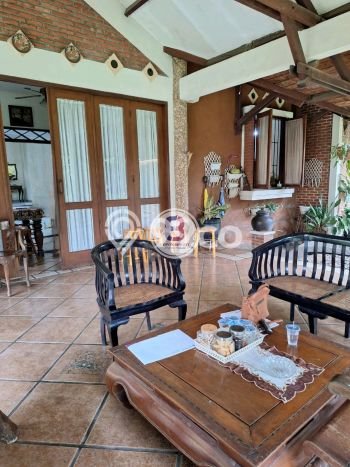 For Sale! Luxury House LT 318m2 Desain Modern di Lebak Bulus For Sale! Luxury House LT 318m2 Desain Modern di Lebak Bulus