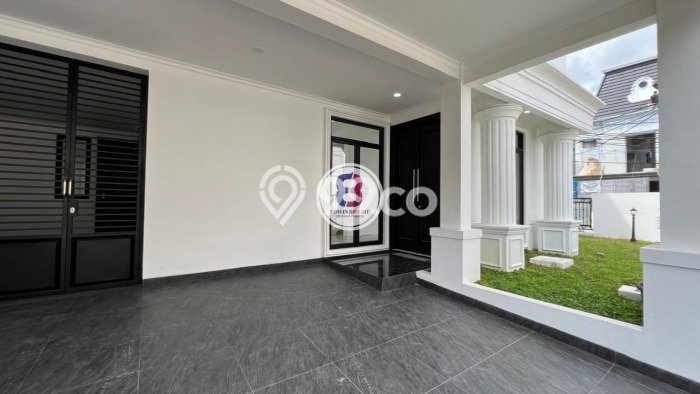 Dijual Rumah Mewah Megah Dengan View Eksklusif di Bintaro, Tangerang Selatan Dijual Rumah Mewah Megah Dengan View Eksklusif di Bintaro, Tangerang Selatan