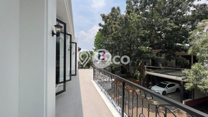 Rumah Elit Modern Tanpa Renovasi di Bintaro Tangerang Selatan Rumah Elit Modern Tanpa Renovasi di Bintaro Tangerang Selatan