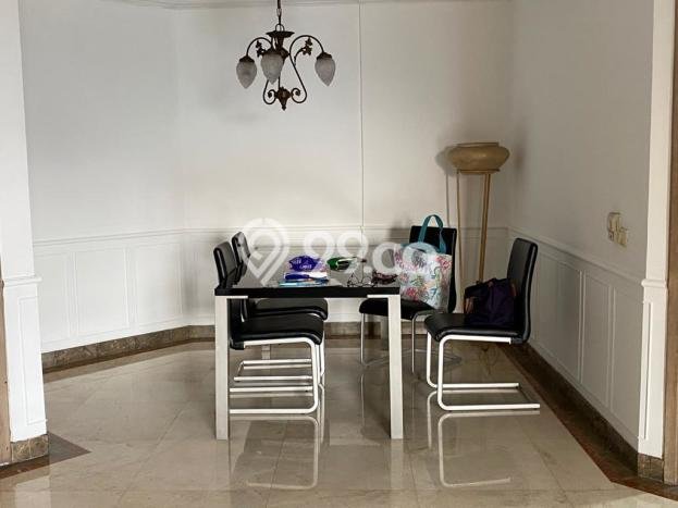 Hunian Strategis 130m2 di SCBD Jakarta Selatan 2 KT Hunian Strategis 130m2 di SCBD Jakarta Selatan 2 KT