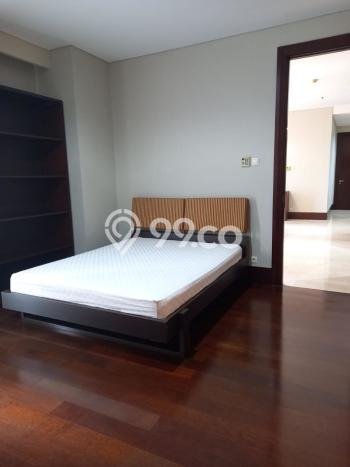 Disewakan Apartemen Terjangkau 3 BR di Gatot Subroto Jakarta Selatan Disewakan Apartemen Terjangkau 3 BR di Gatot Subroto Jakarta Selatan
