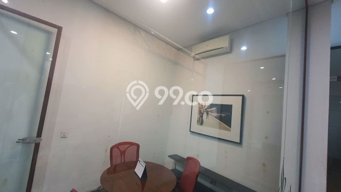 Unit Ruko Dijual di Jakarta Utara LT 300m2 & LB 1000m2 Unit Ruko Dijual di Jakarta Utara LT 300m2 & LB 1000m2