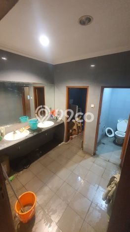 Ruko Dijual di Jakarta Utara LT 195m2 & LB 850m2 Lokasi Terbaik! Ruko Dijual di Jakarta Utara LT 195m2 & LB 850m2 Lokasi Terbaik!