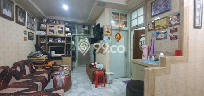 Jual Rumah Luas Megah Dengan View Cantik di Pluit, Jakarta Utara Jual Rumah Luas Megah Dengan View Cantik di Pluit, Jakarta Utara