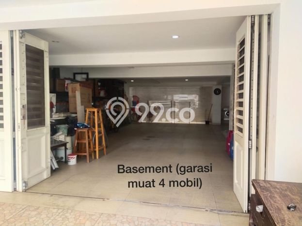 Jual Rumah Luas Megah Dengan View Eksklusif di Pluit, Jakarta Utara Jual Rumah Luas Megah Dengan View Eksklusif di Pluit, Jakarta Utara