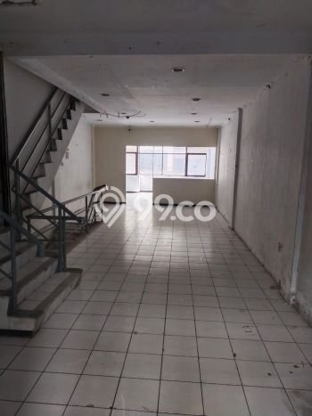 Ruko Dijual di Jakarta Pusat LT 97m2 & LB 390m2 Lokasi Terbaik! Ruko Dijual di Jakarta Pusat LT 97m2 & LB 390m2 Lokasi Terbaik!