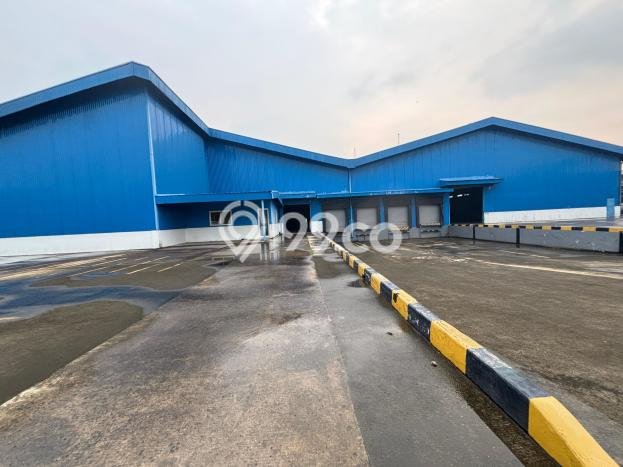 Unit Komersial Disewakan di Bekasi Kawasan Strategis Harga Kompetitif Unit Komersial Disewakan di Bekasi Kawasan Strategis Harga Kompetitif
