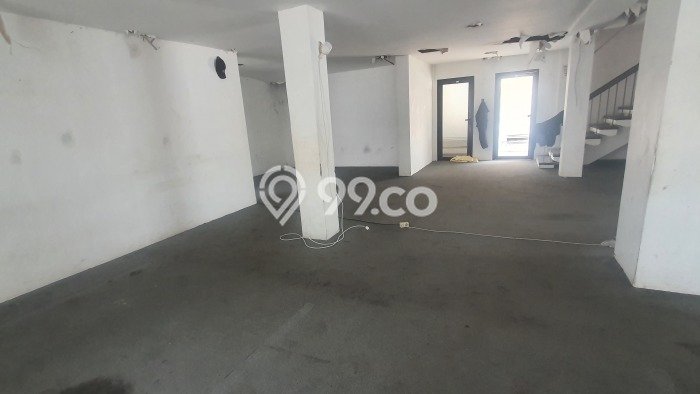 Kantor Bagus Dijual LB 1262m2 Lokasi Strategis Jakarta Barat Area Cocok untuk Bisnis Kantor Bagus Dijual LB 1262m2 Lokasi Strategis Jakarta Barat Area Cocok untuk Bisnis