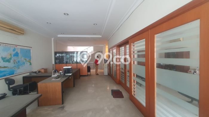 Ruko Dijual di Jakarta Utara LT 195m2 & LB 850m2 Lokasi Terbaik! Ruko Dijual di Jakarta Utara LT 195m2 & LB 850m2 Lokasi Terbaik!