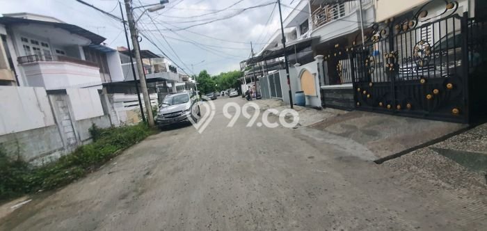 Jual Rumah Luas Megah Dengan View Cantik di Pluit, Jakarta Utara Jual Rumah Luas Megah Dengan View Cantik di Pluit, Jakarta Utara