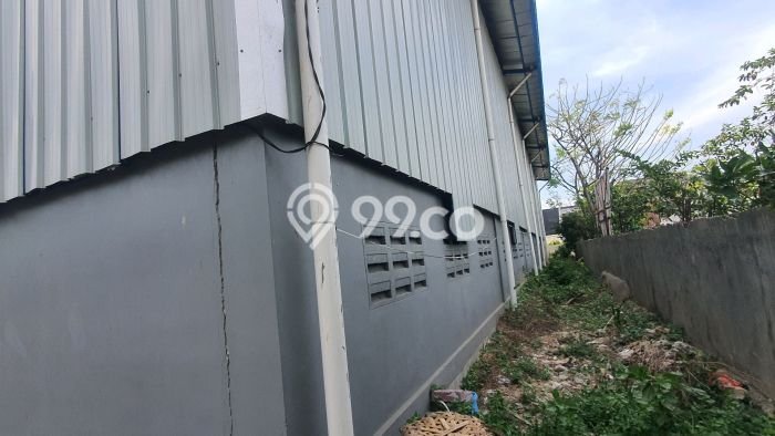 Gudang Dijual di Jakarta Barat LT 2100m2 & LB 1100m2 Lokasi Terbaik! Gudang Dijual di Jakarta Barat LT 2100m2 & LB 1100m2 Lokasi Terbaik!