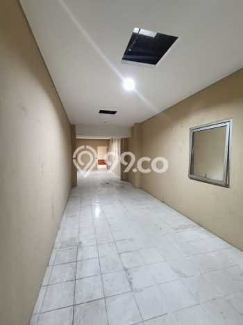 Sewa Rumah Murah di Pluit Jakarta Utara Punya 4 Kamar Tidur Sewa Rumah Murah di Pluit Jakarta Utara Punya 4 Kamar Tidur