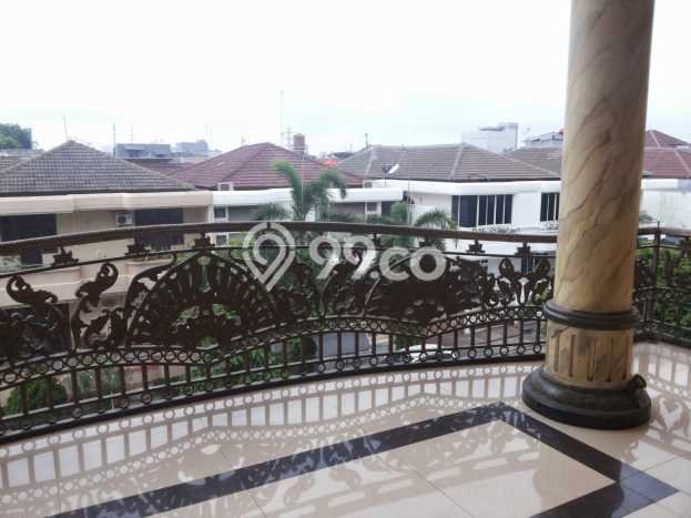Hunian Elit LB 1260m2 Siap Pakai Desain Elegan di Pluit, Jakarta Utara Hunian Elit LB 1260m2 Siap Pakai Desain Elegan di Pluit, Jakarta Utara