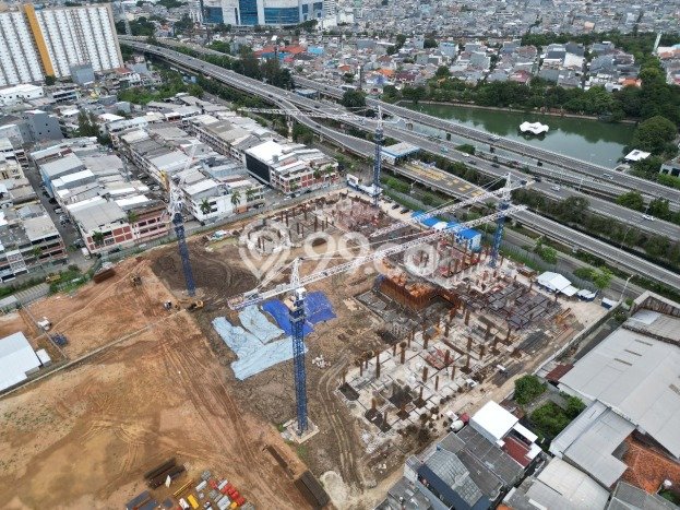 Kantor Dijual di Jakarta Barat LT 180m2 & LB 2000m2 Lokasi Terbaik! Kantor Dijual di Jakarta Barat LT 180m2 & LB 2000m2 Lokasi Terbaik!