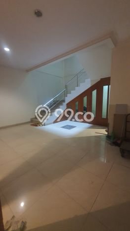 Ruko Dijual di Jakarta Utara LT 195m2 & LB 850m2 Lokasi Terbaik! Ruko Dijual di Jakarta Utara LT 195m2 & LB 850m2 Lokasi Terbaik!