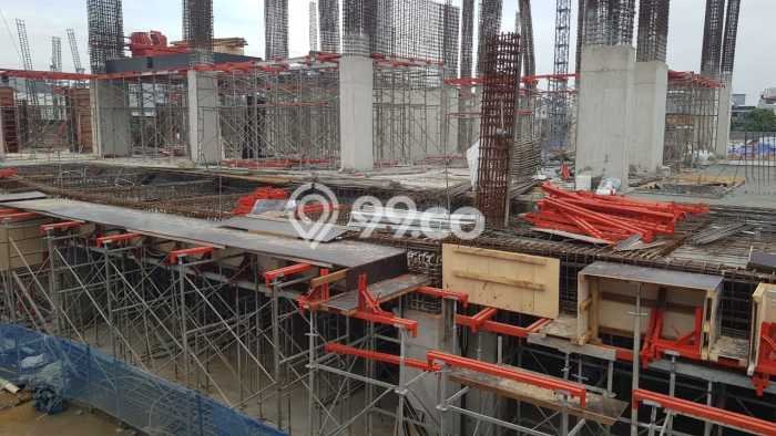 Kantor Dijual di Jakarta Barat LT 180m2 & LB 2000m2 Lokasi Terbaik! Kantor Dijual di Jakarta Barat LT 180m2 & LB 2000m2 Lokasi Terbaik!