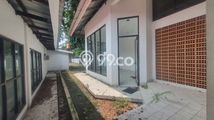 Kantor Bagus Dijual LB 1262m2 Lokasi Strategis Jakarta Barat Area Cocok untuk Bisnis Kantor Bagus Dijual LB 1262m2 Lokasi Strategis Jakarta Barat Area Cocok untuk Bisnis