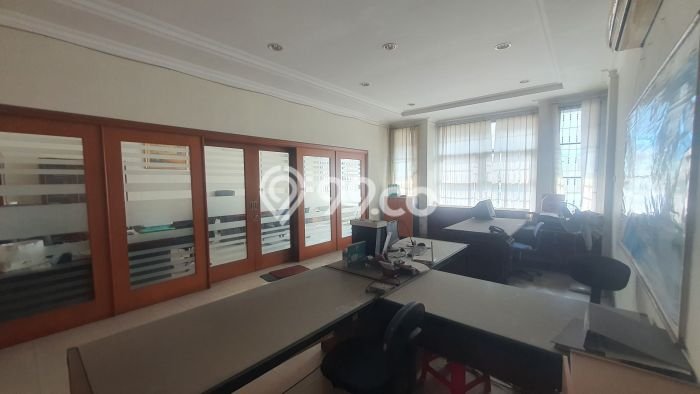 Ruko Dijual di Jakarta Utara LT 195m2 & LB 850m2 Lokasi Terbaik! Ruko Dijual di Jakarta Utara LT 195m2 & LB 850m2 Lokasi Terbaik!