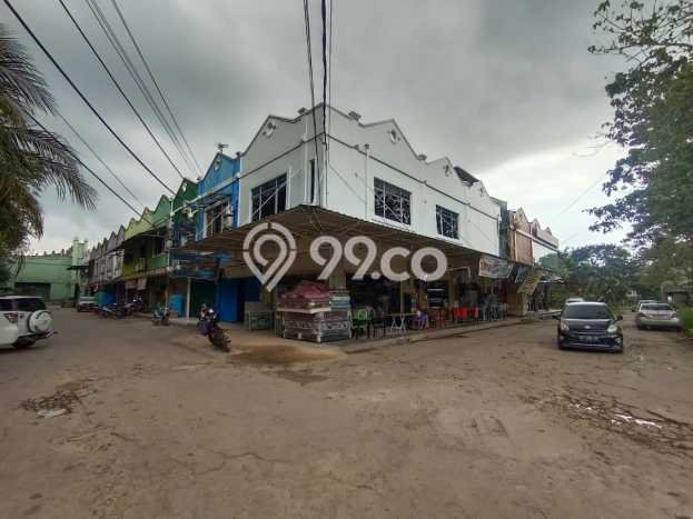 Unit Ruko Dijual di Sekupang Batam Luas Tanah 108m2, Luas Bangunan 220m2 Unit Ruko Dijual di Sekupang Batam Luas Tanah 108m2, Luas Bangunan 220m2