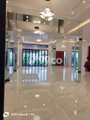 Dijual Cepat Rumah Favorit Siap Huni LB 200m2 di Batam Centre, Batam Dijual Cepat Rumah Favorit Siap Huni LB 200m2 di Batam Centre, Batam