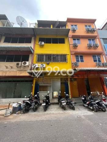 Unit Ruko Dijual di Batam LT 90m2 & LB 270m2 Unit Ruko Dijual di Batam LT 90m2 & LB 270m2