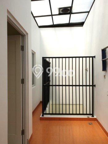 Rumah Strategis Modern Lb 130m2 di Cakung, Jakarta Timur Rumah Strategis Modern Lb 130m2 di Cakung, Jakarta Timur