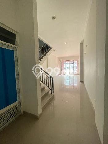 Lokasi Strategis! Dijual Ruko Bisnis di Kelapa Gading, Jakarta Utara Kondisi Bagus Lokasi Strategis! Dijual Ruko Bisnis di Kelapa Gading, Jakarta Utara Kondisi Bagus