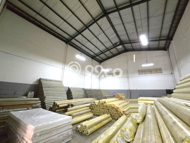 Gudang Dijual di Cakung Jakarta Timur dengan Luas Bangunan 500m2 Gudang Dijual di Cakung Jakarta Timur dengan Luas Bangunan 500m2