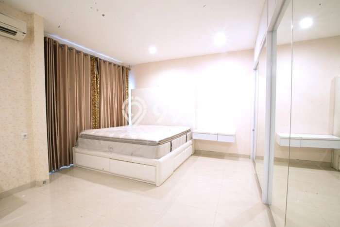 Hunian Eksklusif Siap Huni LT 90m2 di Kelapa Gading, Jakarta Utara Hunian Eksklusif Siap Huni LT 90m2 di Kelapa Gading, Jakarta Utara
