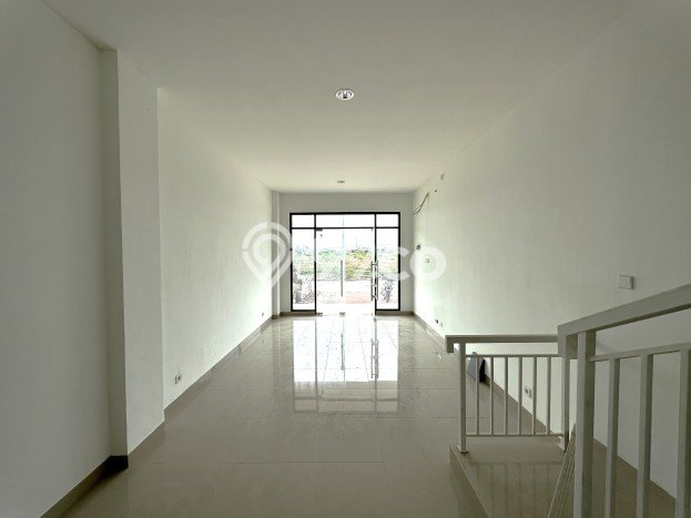 FOR SALE! Ruko di Cakung Jakarta Timur, LT 48m2, LB 96m2 FOR SALE! Ruko di Cakung Jakarta Timur, LT 48m2, LB 96m2