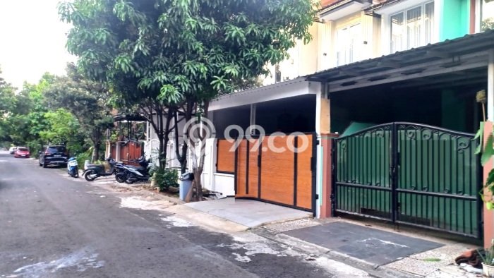 Jual Rumah Favorit Siap Huni LB 120m2 di Cakung, Jakarta Timur Jual Rumah Favorit Siap Huni LB 120m2 di Cakung, Jakarta Timur