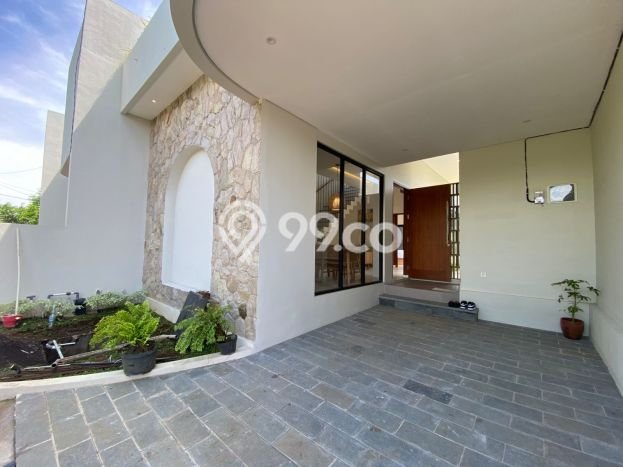 Vila Berkualitas Kawasan , Luas 150m2m², Lokasi Strategis dengan akses bagus Vila Berkualitas Kawasan , Luas 150m2m², Lokasi Strategis dengan akses bagus