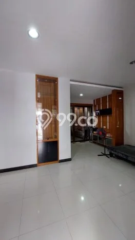 Disewakan! Rumah 2 Kamar Tidur &
2 Kamar Mandi di Pakuwon City, Surabaya Disewakan! Rumah 2 Kamar Tidur &
2 Kamar Mandi di Pakuwon City, Surabaya