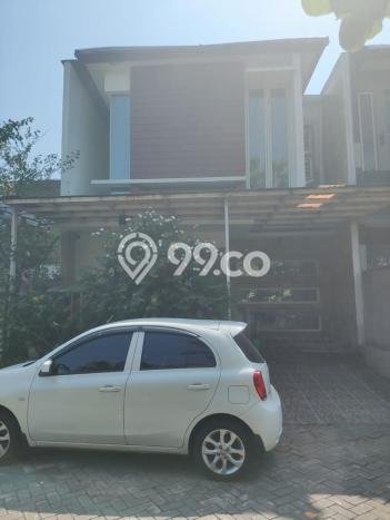 SEGERA MILIKI! Rumah di Tambaksari, Surabaya, LT 121m² Bangunan 130m² SEGERA MILIKI! Rumah di Tambaksari, Surabaya, LT 121m² Bangunan 130m²