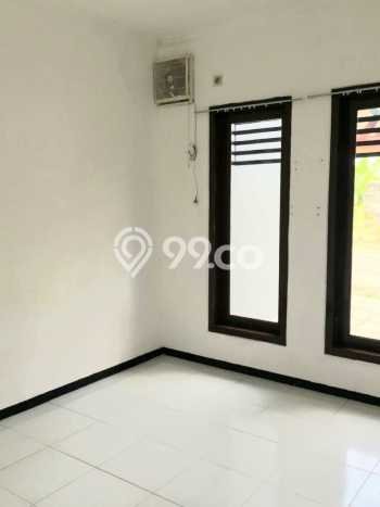 PROPERTI UNGGULAN! Rumah Premium di Rungkut, LT 72m² LB 50m² PROPERTI UNGGULAN! Rumah Premium di Rungkut, LT 72m² LB 50m²