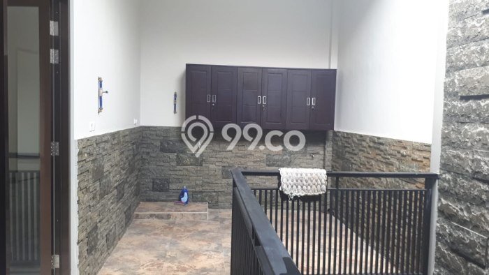 Rumah kawasan Waru, 4 KM, Lingkungan Elite, LT 150m² LB 150m² Rumah kawasan Waru, 4 KM, Lingkungan Elite, LT 150m² LB 150m²
