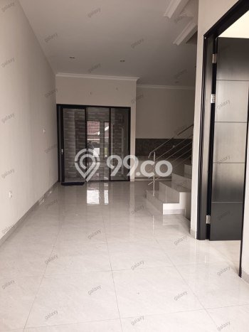 Dijual Rumah Strategis Bagus Punya 3 KT di Rungkut Surabaya - Dijual Rumah Strategis Bagus Punya 3 KT di Rungkut Surabaya -