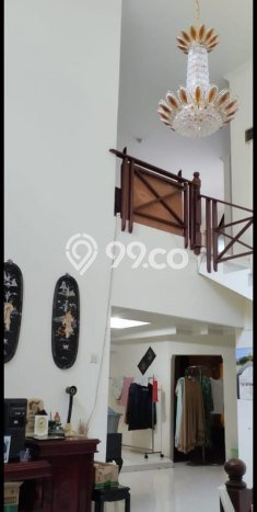 Dijual Rumah 4 Kamar Lokasi Ideal Nyaman dan Strategis di Rungkut Dijual Rumah 4 Kamar Lokasi Ideal Nyaman dan Strategis di Rungkut