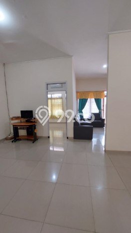 Lokasi strategis! Rumah siap huni dikontrakkan di Rungkut LB 135m2 Lokasi strategis! Rumah siap huni dikontrakkan di Rungkut LB 135m2