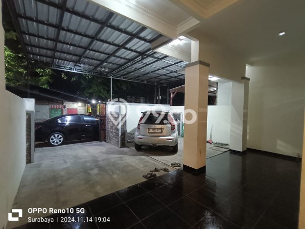 Rumah 4 KT 3 KM Area Premium di Rungkut, Surabaya Rumah 4 KT 3 KM Area Premium di Rungkut, Surabaya