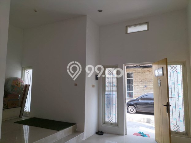Rumah Berkualitas LT 84m2m² / LB 72m2m² di Rungkut, Dekat Pusat Kota, Surabaya Rumah Berkualitas LT 84m2m² / LB 72m2m² di Rungkut, Dekat Pusat Kota, Surabaya