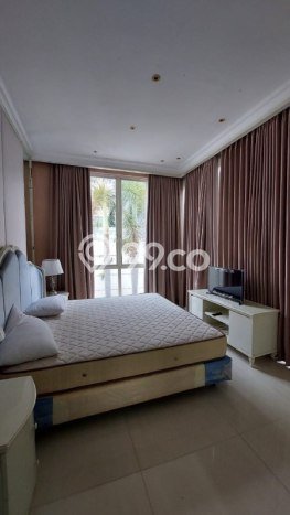 Rumah Sewa Surabaya LT 192m2 LB 240m2 Area Pakuwon City Rumah Sewa Surabaya LT 192m2 LB 240m2 Area Pakuwon City