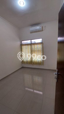 Lokasi strategis! Rumah siap huni dikontrakkan di Rungkut LB 135m2 Lokasi strategis! Rumah siap huni dikontrakkan di Rungkut LB 135m2