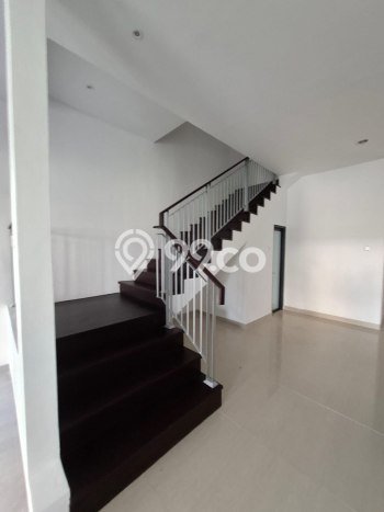 Dijual Rumah Mewah Elegan Dengan View Eksklusif di Pakuwon City, Surabaya Dijual Rumah Mewah Elegan Dengan View Eksklusif di Pakuwon City, Surabaya