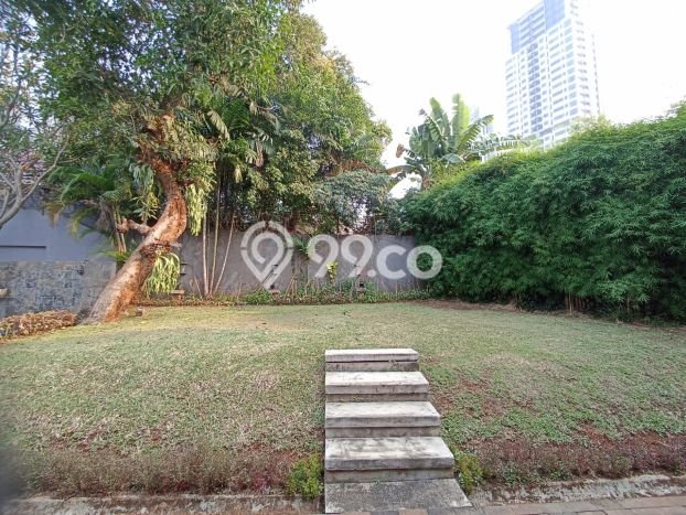 Hunian Bagus Disewakan di Kuningan, Jakarta Selatan LT 650m2, LB 400m2 Hunian Bagus Disewakan di Kuningan, Jakarta Selatan LT 650m2, LB 400m2